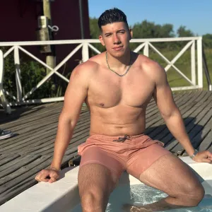 THE GIANT BOY🦍 💪🏼🔥