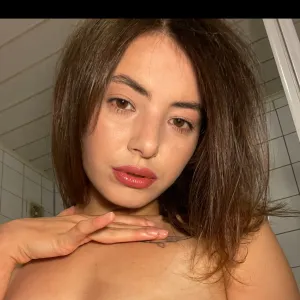 ariana_baby_girl OnlyFans