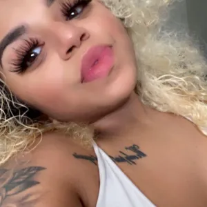 xoqueenpeachez OnlyFans