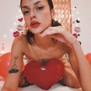 🌹🎄 𝔐𝔢𝔯𝔯𝔶 ℭ𝔥𝔯𝔦𝔰𝔪𝔞𝔰 𝔄𝔪𝔫𝔢𝔰𝔦𝔞 🎄🌹 Onlyfans