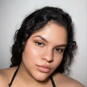 YOUR NEW GIRLFRIEND😍