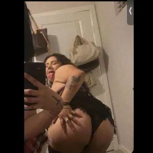 YOUR FAVORITE BIG TITTY SLU 💦