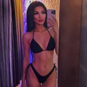 𝓛𝓪𝓷𝓪 🖤 𝐭𝐨𝐩 𝟎.𝟓%