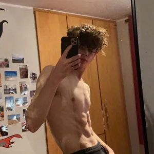 adam  (18+) Onlyfans