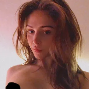 ★ 𝘙𝘰𝘮𝘪 𝘙𝘪𝘥𝘦𝘳 ★