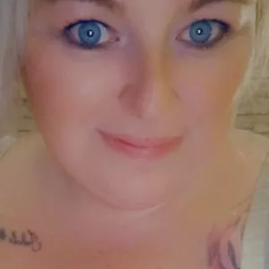 chubby_wife OnlyFans