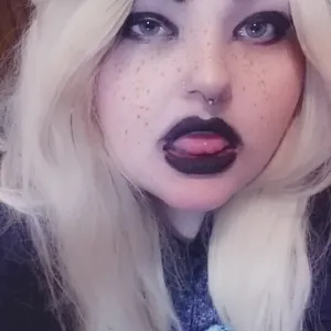 🌙🖤Chubby Goth Girlfriend🖤💦 Onlyfans