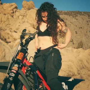 throttle.hottie