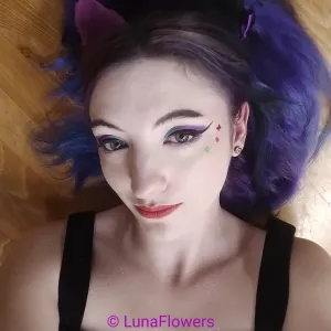 Luna Flowers Onlyfans