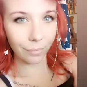 annie_stesia_xo