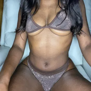 holdmychanel OnlyFans