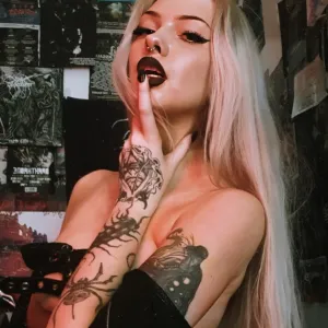 𝕯𝖊𝖑𝖎𝖈𝖊 𝐓𝐨𝐩 𝟏0%