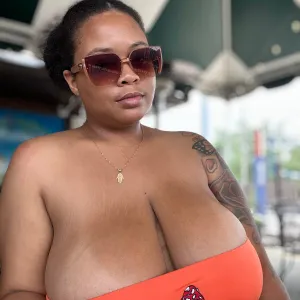 hazelraye11 OnlyFans