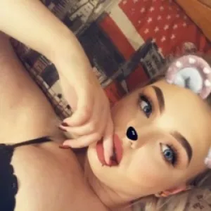 chloemari OnlyFans