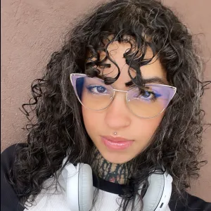 Nur 🎀 26 | Curly Hair & Ink Onlyfans