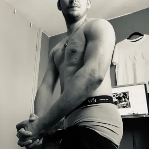 Straight British Stud Onlyfans