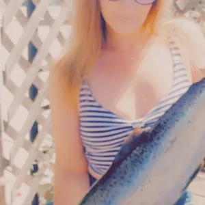 InappropriateFishingChick+Ocean Onlyfans