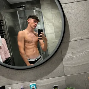 Lewis Booth Onlyfans