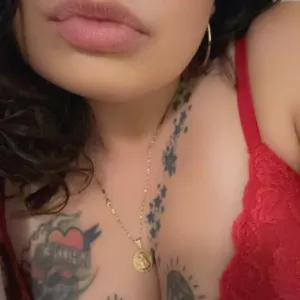 vikkietease OnlyFans