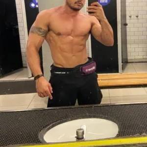 𝙆𝙀𝙑𝙄𝙉 𝘿𝙊𝙈 𝙓𝙓𝙇 🏋️🔥