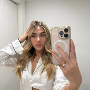 Mia 💗
