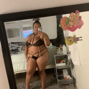 yourfavbbwred OnlyFans