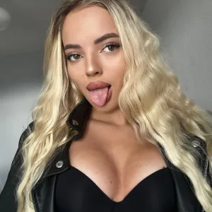 prrettyblonde OnlyFans