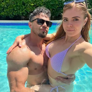 hotcoupleonshowvip OnlyFans