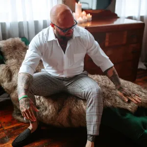 PurpleTemptressHusband