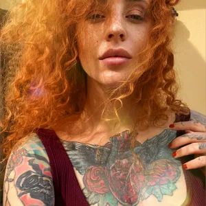 🎨Yana Sinner🦊 Tattooed nerdy redhead
