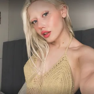 𝙉𝘼𝙊𝙈𝙄 🤍