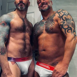 Muscledaddies100