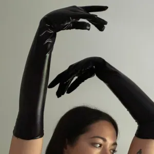 Divine Feminine x Dominatrix