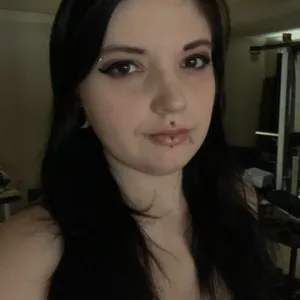Lizzy Layne