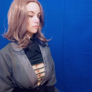 SimplyWaifu