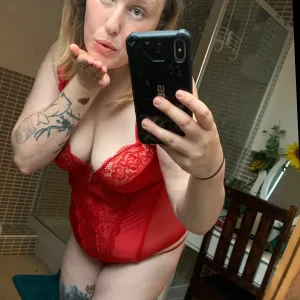 rosieevans63953 OnlyFans