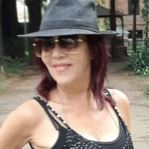 @gynnaperrella Oficial Onlyfans