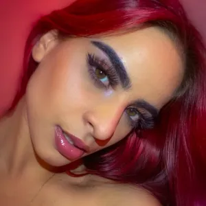 𝐍𝐚𝐡𝐨𝐦𝐲 𝐊𝐞𝐲𝐬