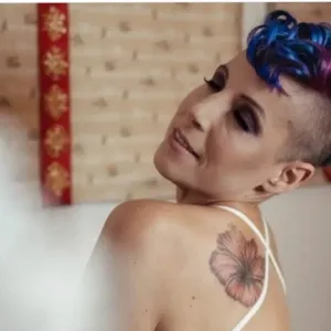 Mohawk Mommie128