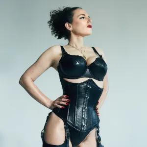 Dominatrix Femdom Mistress Blunt Onlyfans