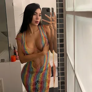 Zoe Cruz 🌸