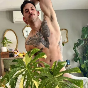 TRO “onlyPlants” Onlyfans