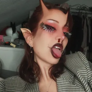 Krlakonka 🥵✨🖤