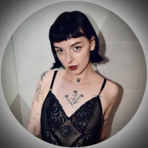 𝐍𝐀𝐓𝐀𝐋𝐈𝐄 𝐑𝐄𝐁𝐄𝐋 🔥