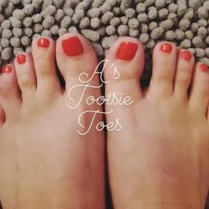 A's Tootsie Toes 💙 Onlyfans