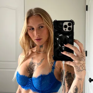 Jay🖤 RATED #1 HOTTEST TATTOO GIRL ON OF Onlyfans