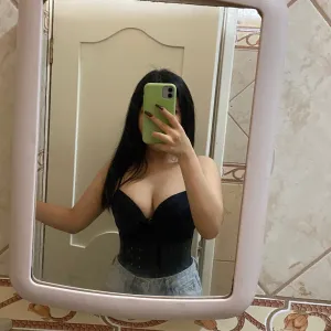 lis_2002 OnlyFans