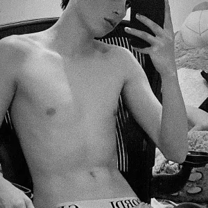 Sebastian Arias Onlyfans