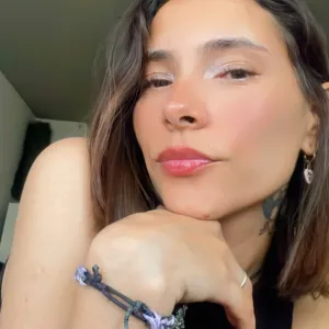 Mia 💜
