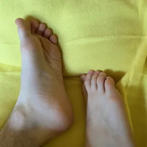 feet_twink_18 OnlyFans